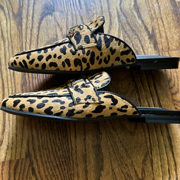 Steve Madden Flat Sip On Leopard Print Shoes Size 7.5 - Picture 4 of 8
